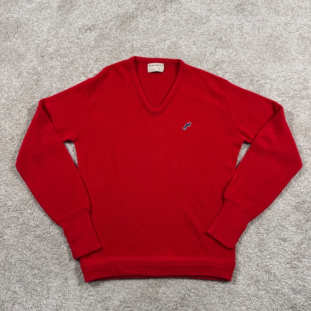 Vintage Down Under by Chandler Bryan Red V-Neck Sweater Kangaroo Logo Large
